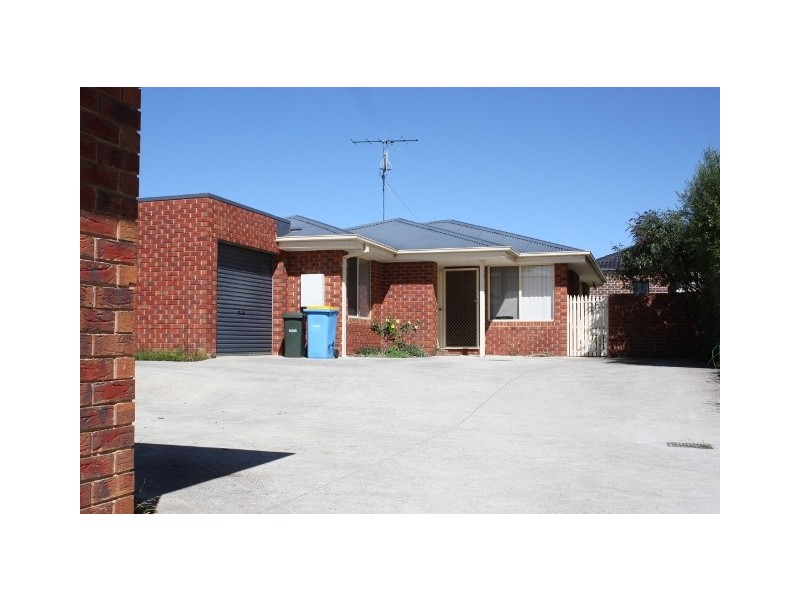 2/35B George, Kilmore VIC 3764