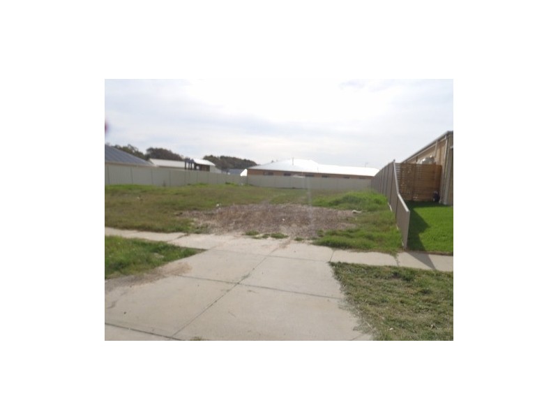 63 Rupert, Broadford VIC 3658