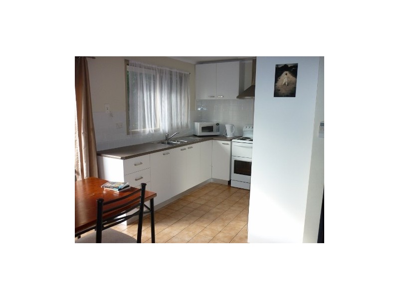 20 Linton Rd Waterford Park, Broadford VIC 3658