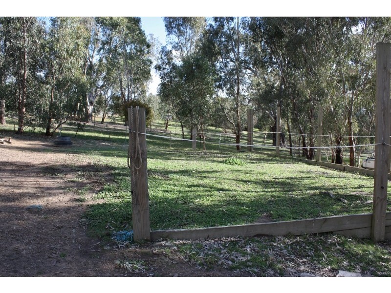 1 DEREK DRIVE, Broadford VIC 3658