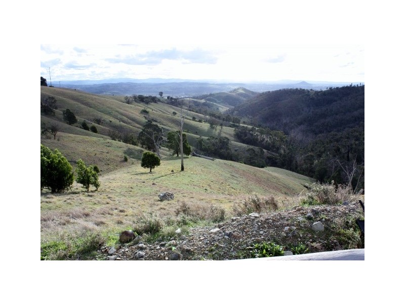 655 Spur Road, Clonbinane VIC 3658