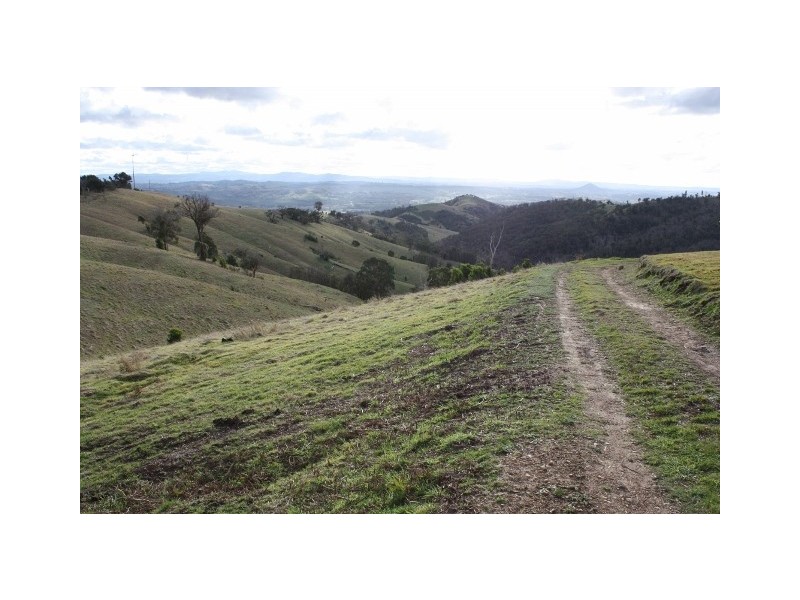 655 Spur Road, Clonbinane VIC 3658