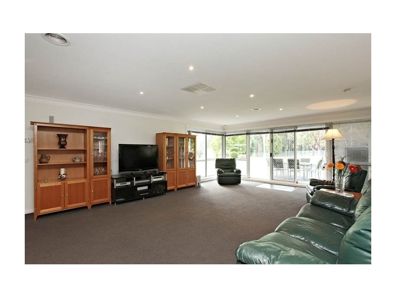 201 Edenvale Crescent, Kinglake West VIC 3757