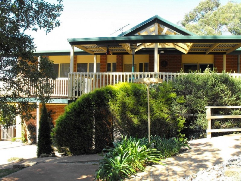 12 Mannagum Crt, Kilmore VIC 3764