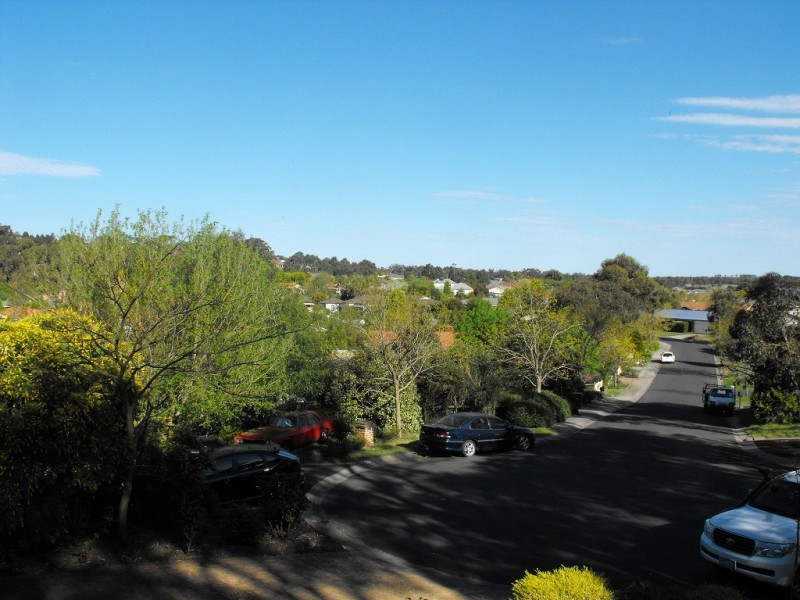 12 Mannagum Crt, Kilmore VIC 3764