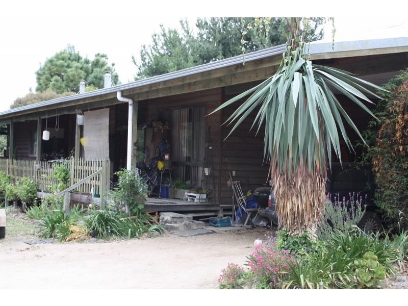 115 West Road, Pyalong VIC 3521