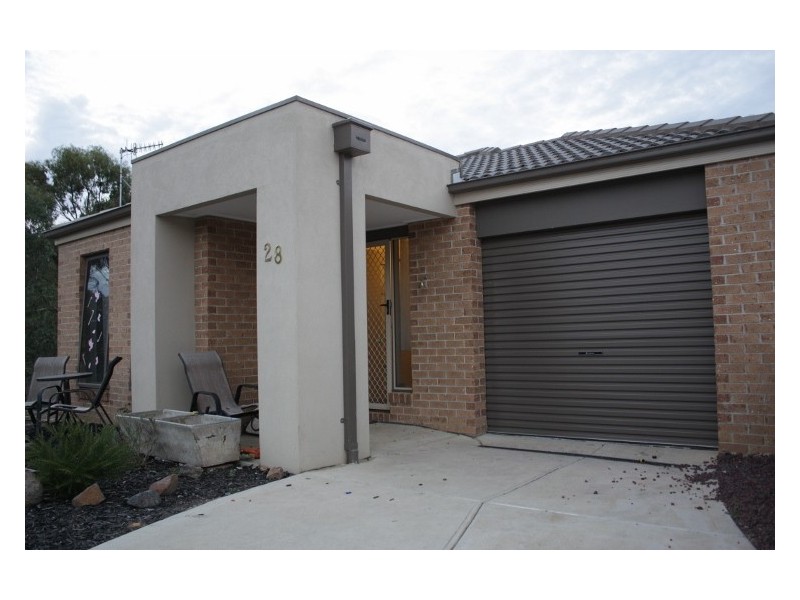28 CHLOE DRIVE, Broadford VIC 3658