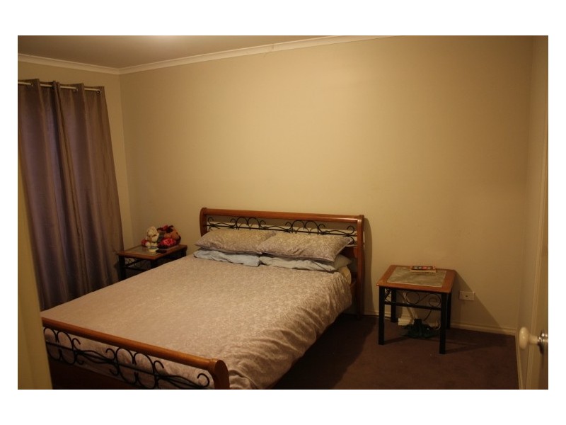 28 CHLOE DRIVE, Broadford VIC 3658