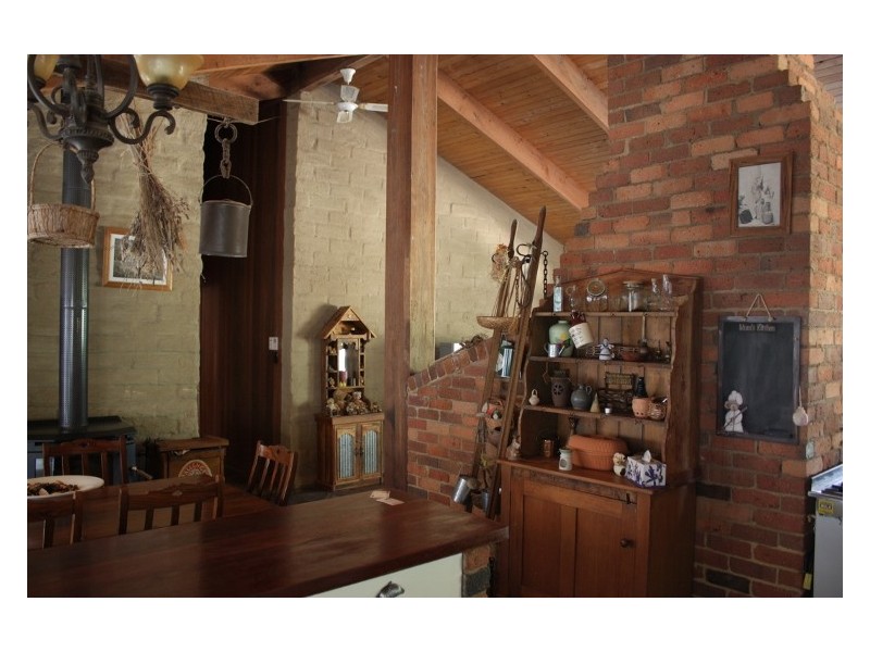 12-20 DUFFY STREET, Kilmore East VIC 3764