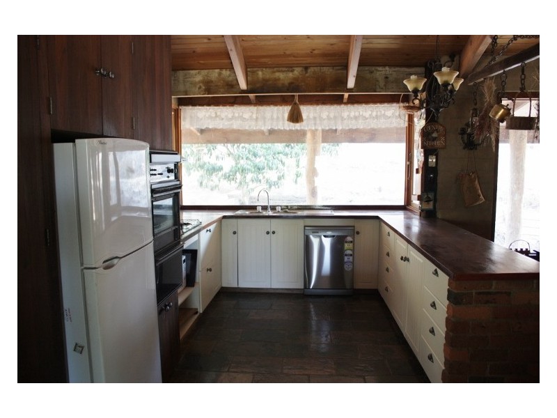 12-20 DUFFY STREET, Kilmore East VIC 3764