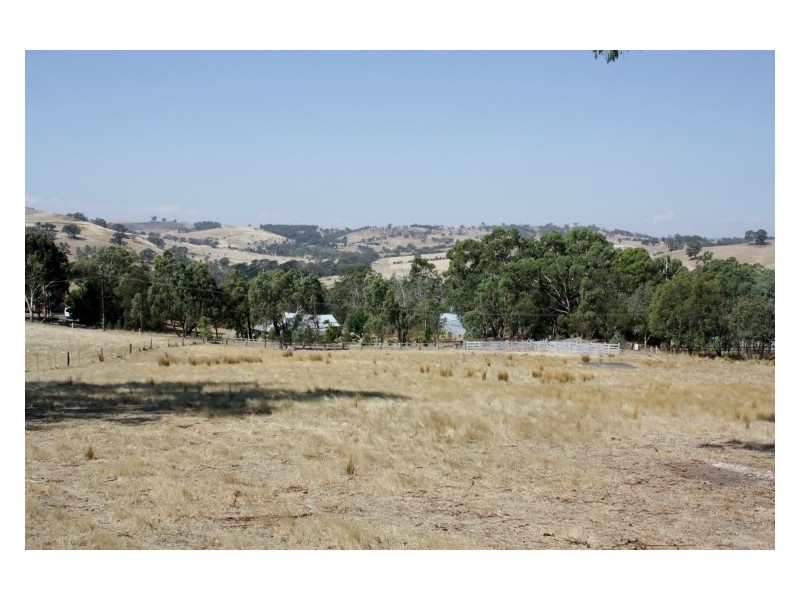 12-20 DUFFY STREET, Kilmore East VIC 3764