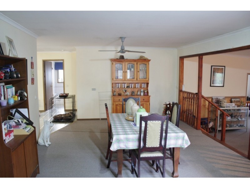 1 Derek Drive, Broadford VIC 3658