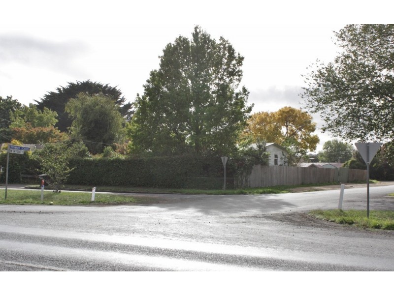 66 Main Street, Romsey VIC 3434