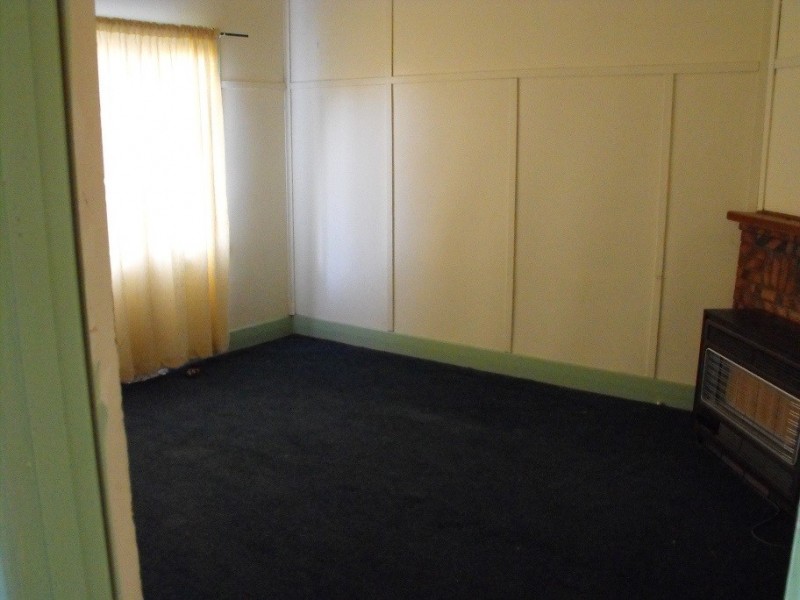 129 High Street, Broadford VIC 3658