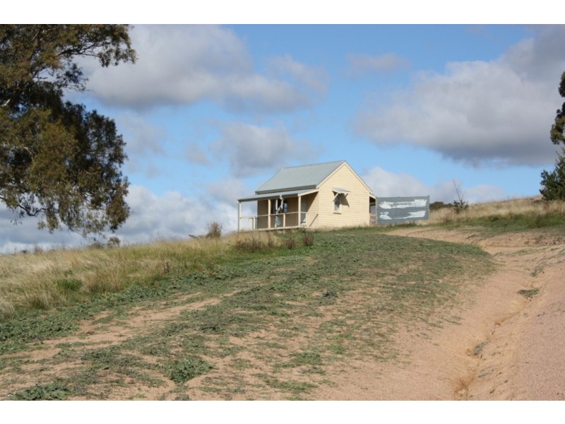 55 mcintosh lane, Nulla Vale VIC 3435