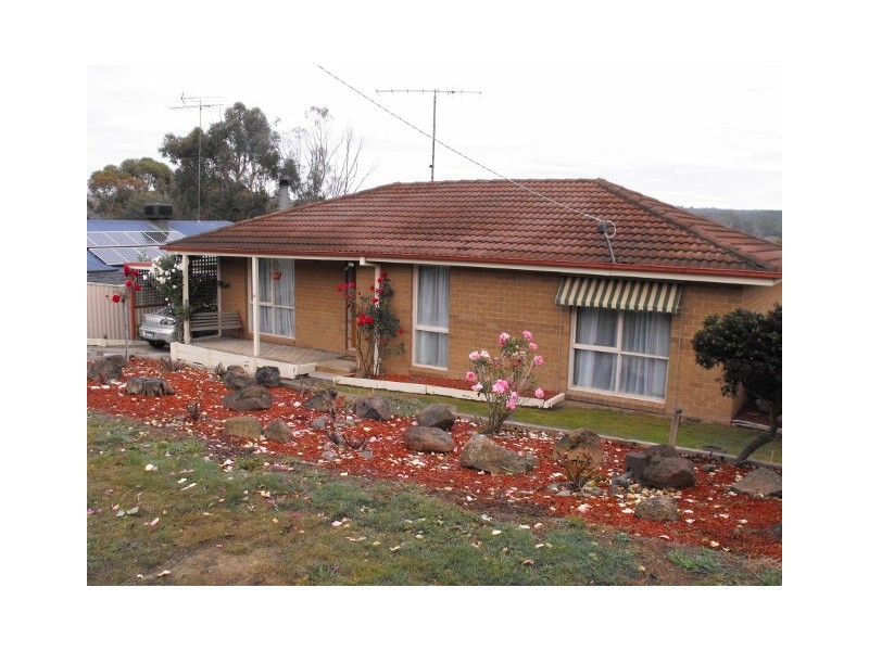 12 Steven St, Waterford Park VIC 3658