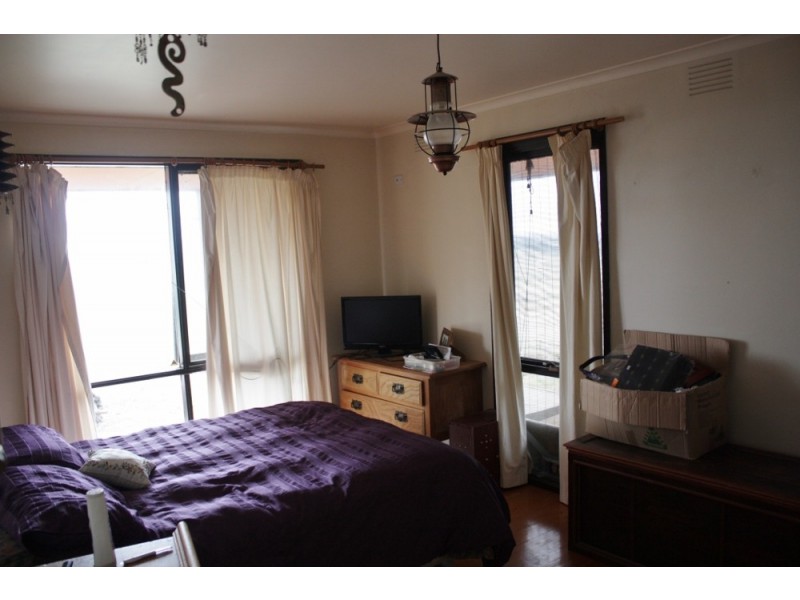 52 Grahams Track, Lancefield VIC 3435