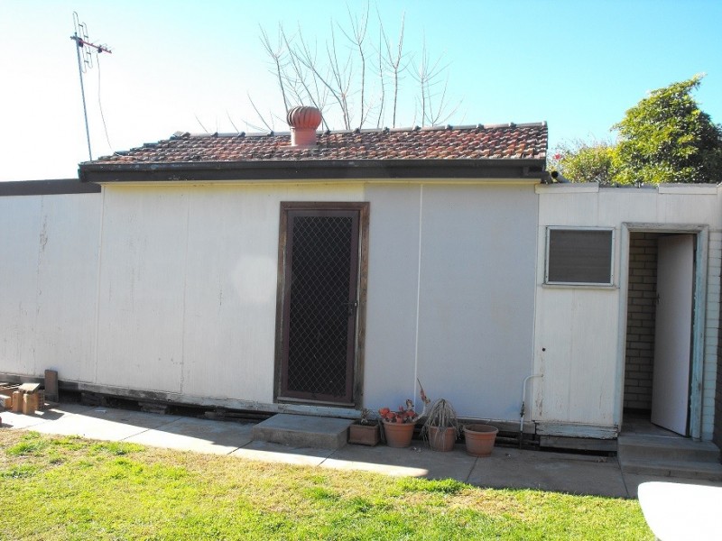 5 Oak Street, Shepparton VIC 3630