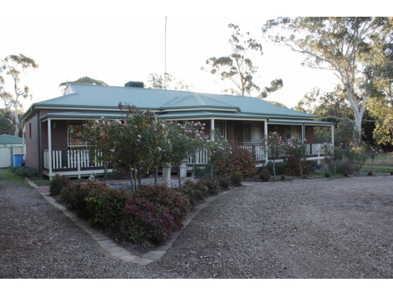 87 Donaldson Drive, Broadford VIC 3658