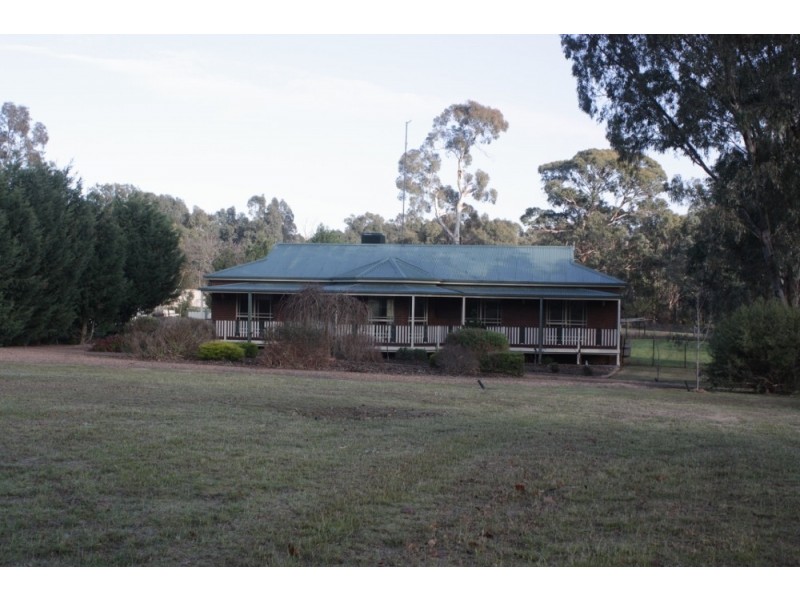 87 DONALDSON DRIVE, Broadford VIC 3658