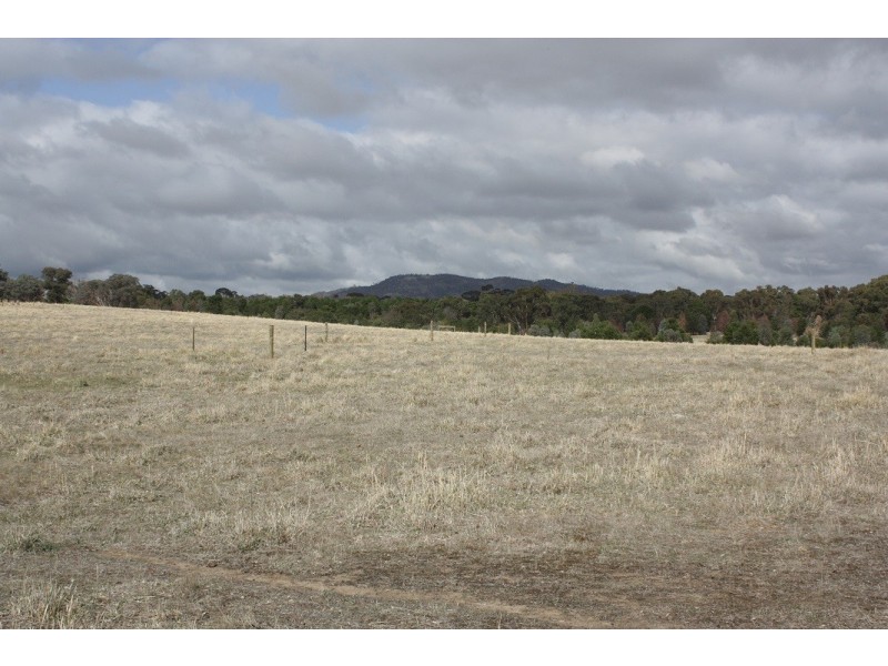 Lot 7 Red Box Crt, Seymour VIC 3660