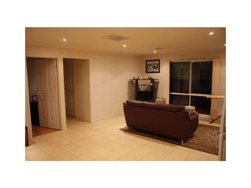 28 Acacia Way, Wallan VIC 3756