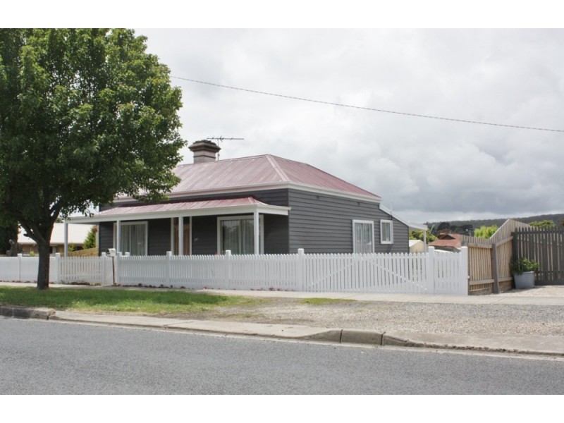 36 Hamilton Street, Kilmore VIC 3764