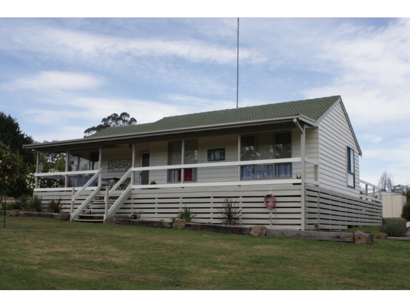 2 Mollison Street, Pyalong VIC 3521