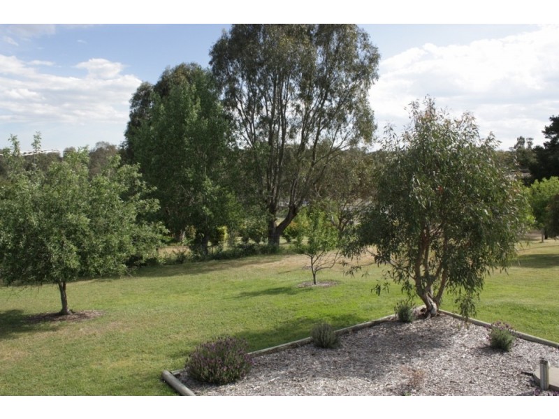 2 Mollison Street, Pyalong VIC 3521