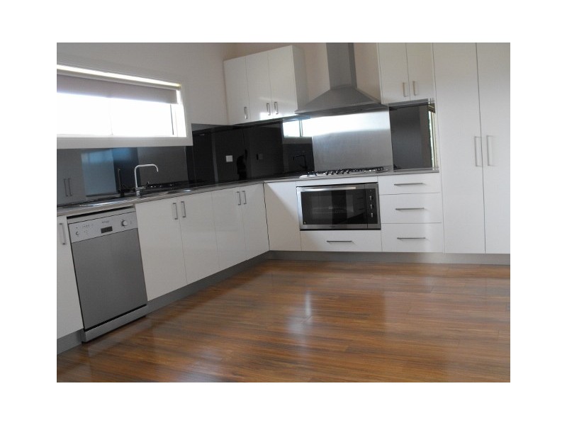 34 Natures Run, Kilmore VIC 3764