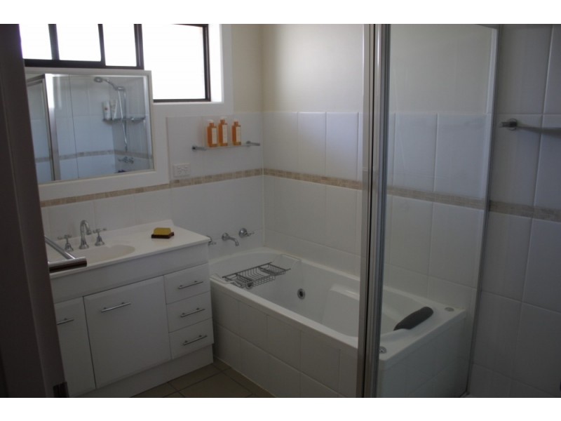 6 First Street, Broadford VIC 3658