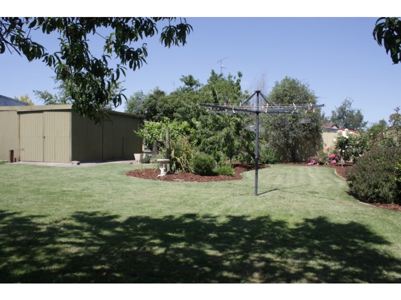6 First Street, Broadford VIC 3658
