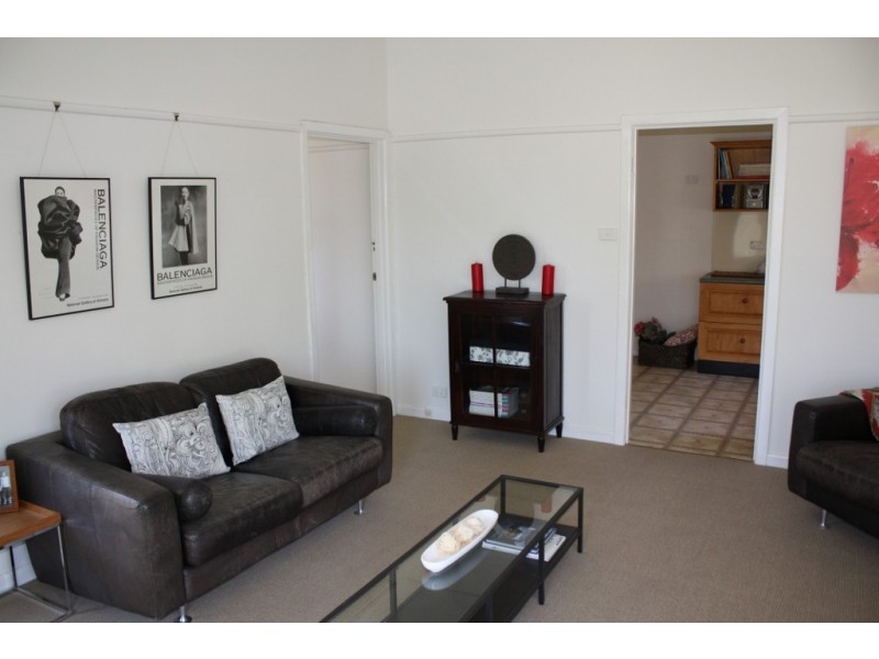 83 HAMILTON STREET, Kilmore VIC 3764