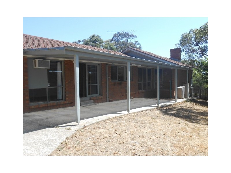 20 Club Parade, Kilmore VIC 3764