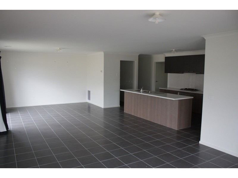 3 Chloe drive, Broadford VIC 3658