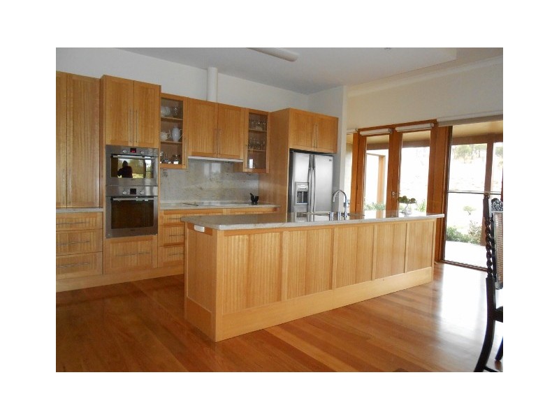 64 Killingworth West Rd, Yea VIC 3717