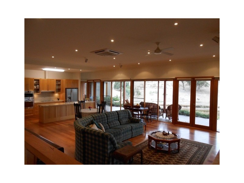 64 Killingworth West Rd, Yea VIC 3717