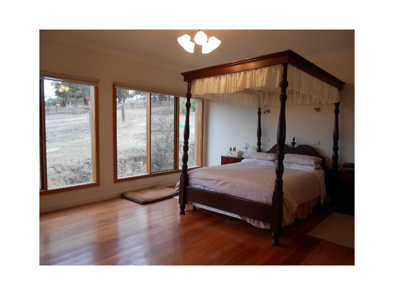 64 Killingworth West Rd, Yea VIC 3717