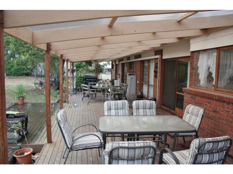 10 Johnson Court, Kilmore VIC 3764