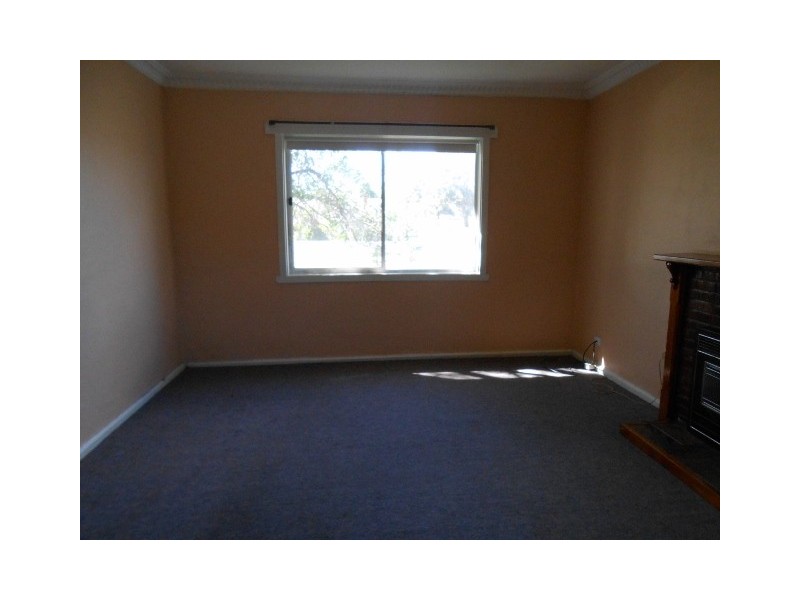 42 Pinniger Street, Broadford VIC 3658