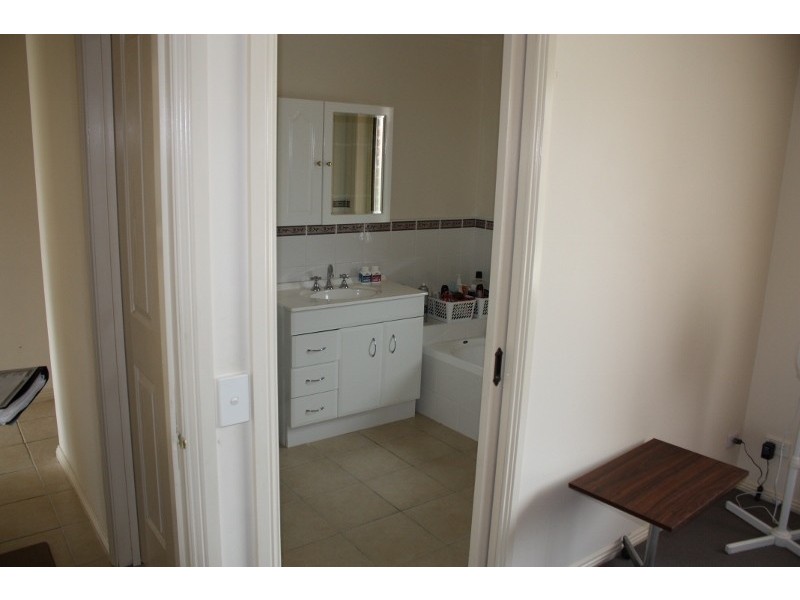 1/35B George Street, Kilmore VIC 3764