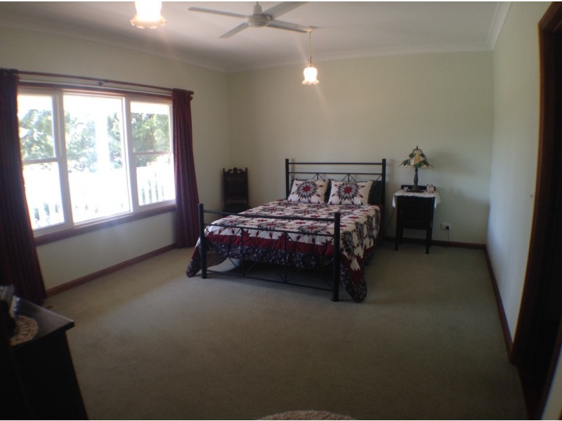 .67 Redbank Road, Seymour VIC 3660