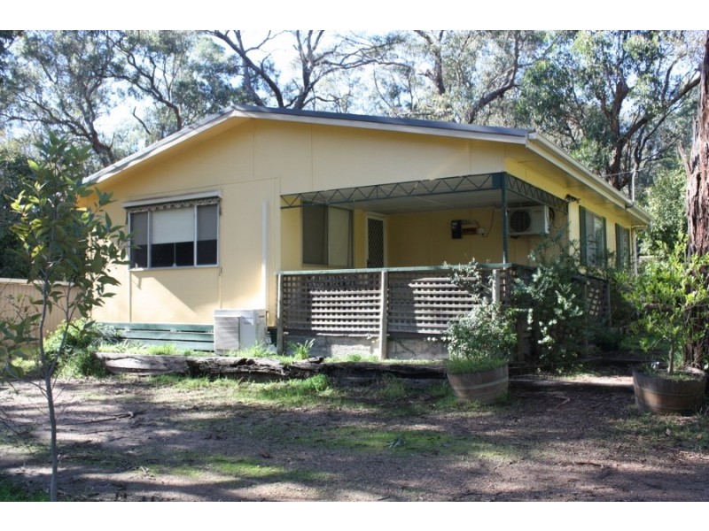 22 RANGE ROAD, Heathcote Junction VIC 3758