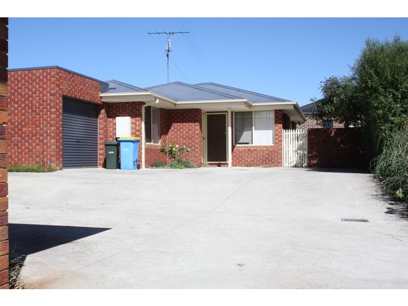 2/35B George Street, Kilmore VIC 3764