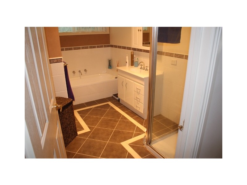 2/35B George Street, Kilmore VIC 3764