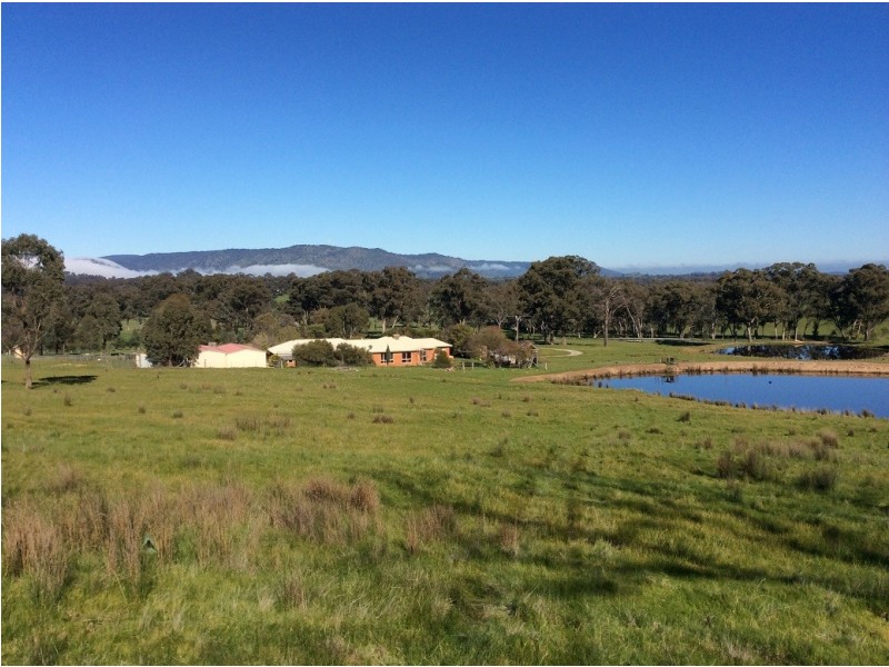 525 Highlands Road, Seymour VIC 3660