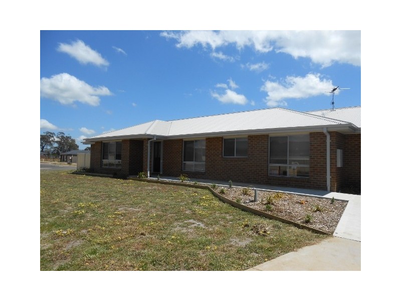 34 Mikada Blvd, Kilmore VIC 3764