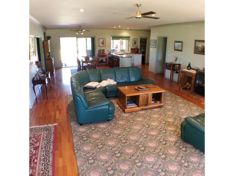 243 Ewings Street, Avenel VIC 3664