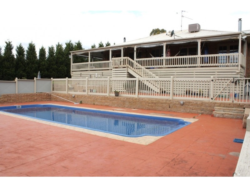 730 O’gradys Road, Wandong VIC 3758