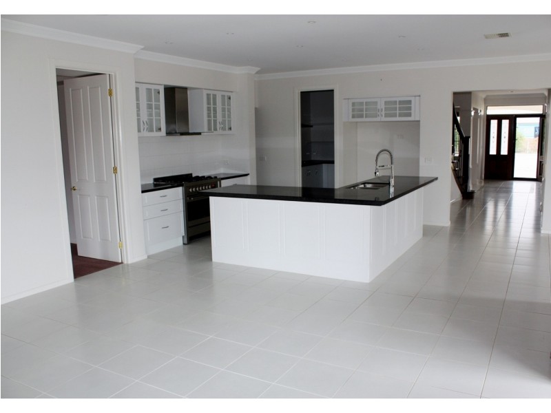 90 The Elms Boulevard, Kilmore VIC 3764